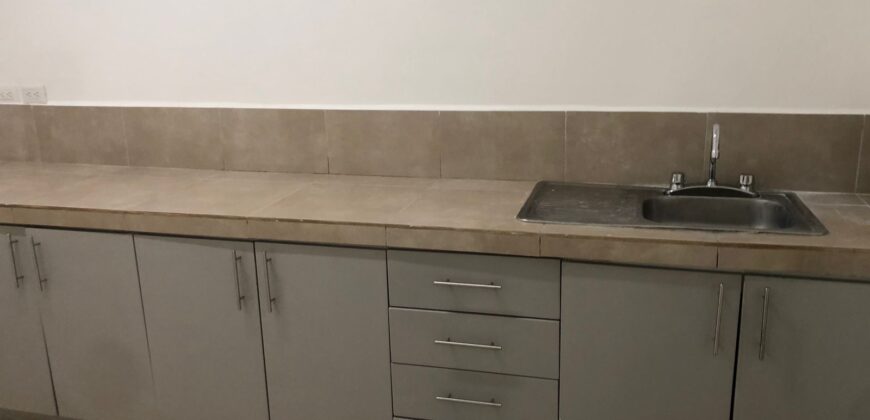 Bodega Poniente 5 de 1,142 m² – Sobre periférico