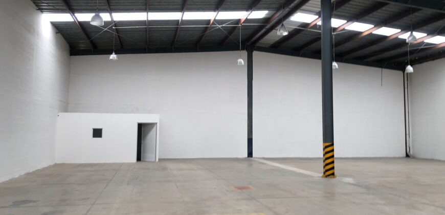 Bodega Poniente 5 de 1,142 m² – Sobre periférico