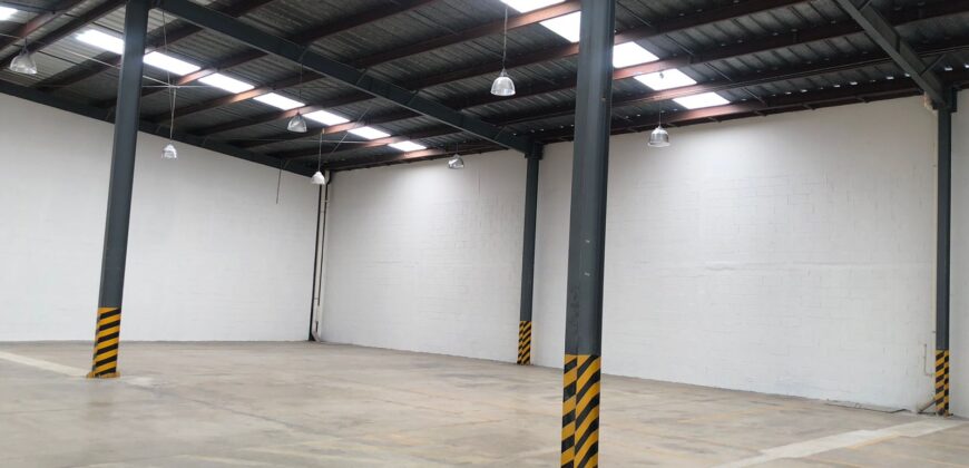 Bodega Poniente 5 de 1,142 m² – Sobre periférico