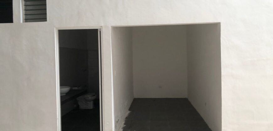 Bodega Panamericana 2 de 796 m² – Con oficinas