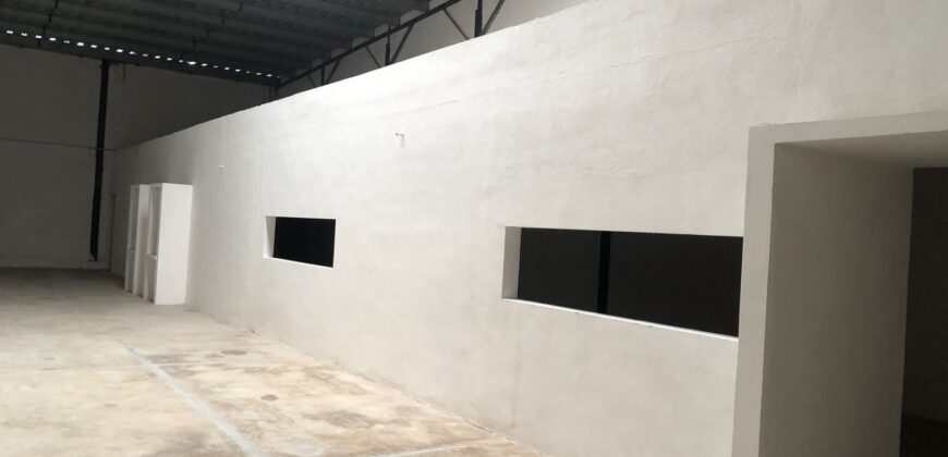 Bodega Panamericana 2 de 796 m² – Con oficinas