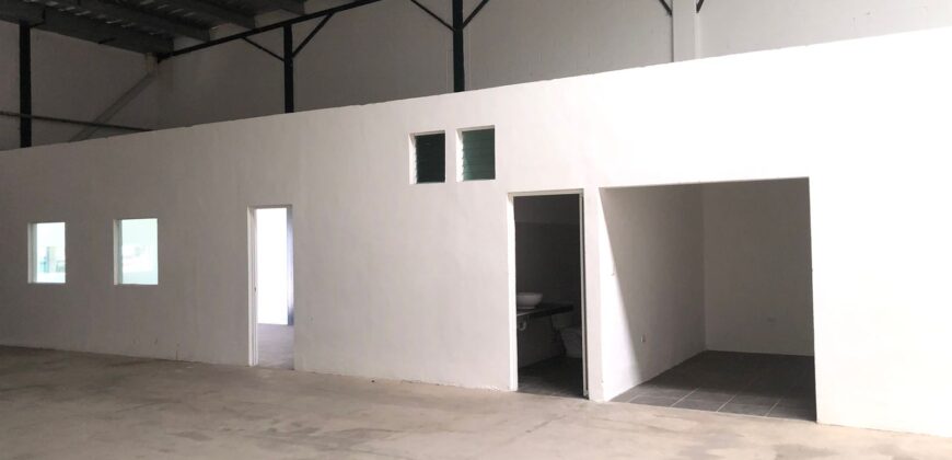 Bodega Panamericana 6 de 780 m² – Con oficinas