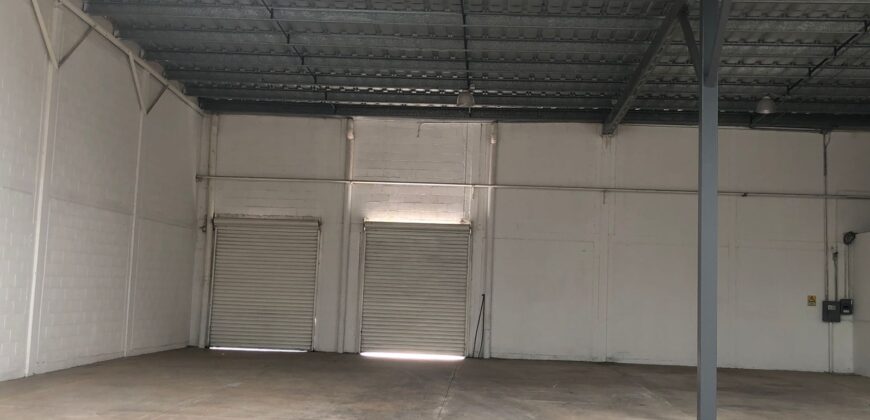 Bodega Panamericana 10 de 1,290 m² – Con oficinas
