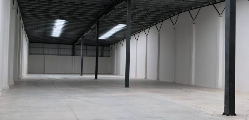 Bodega Panamericana 20 de 978 m² – Con oficinas