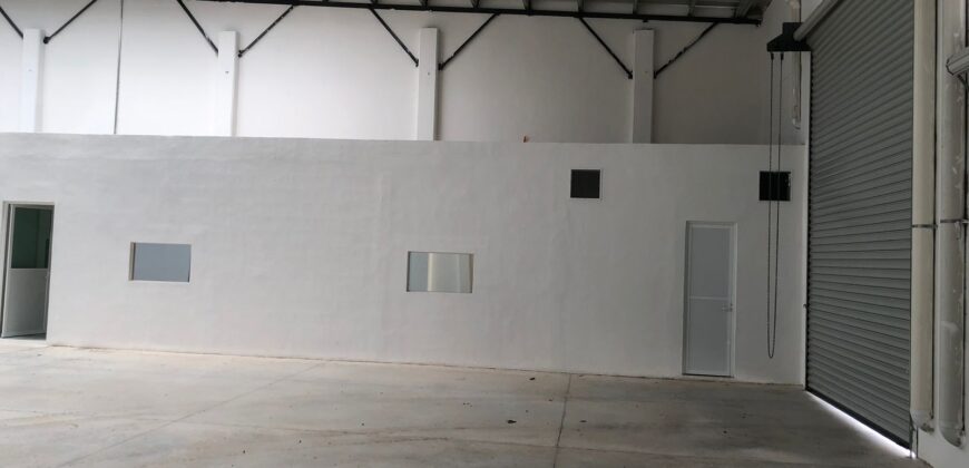 Bodega Panamericana 20 de 978 m² – Con oficinas