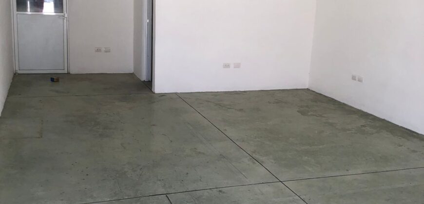 Bodega Panamericana 44 de 640 m² – Con oficinas