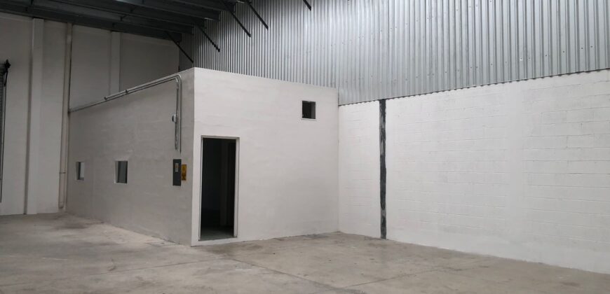 Bodega Panamericana 49 de 545 m² – Con oficinas