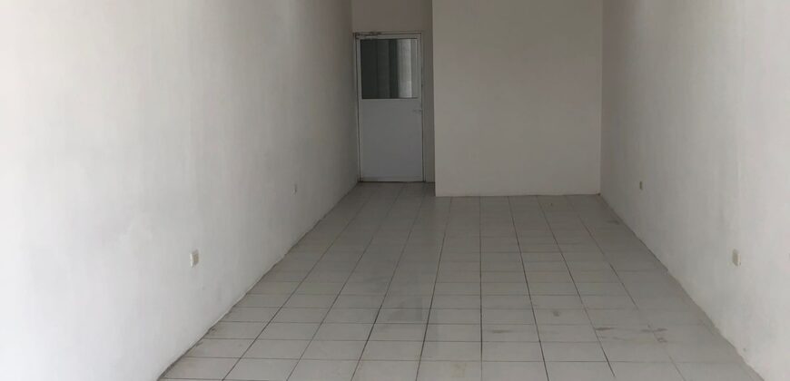 Bodega Poniente 41 de 500 m² – Baño completo