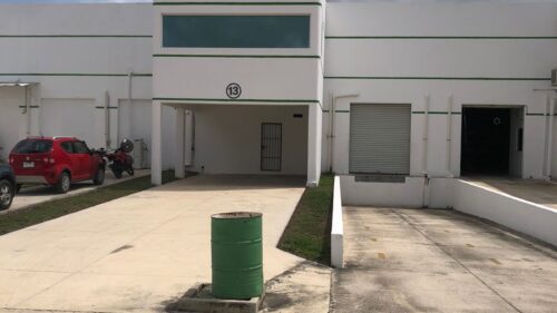 Bodega CRIT 13 de 693 m² – Oficinas amplias