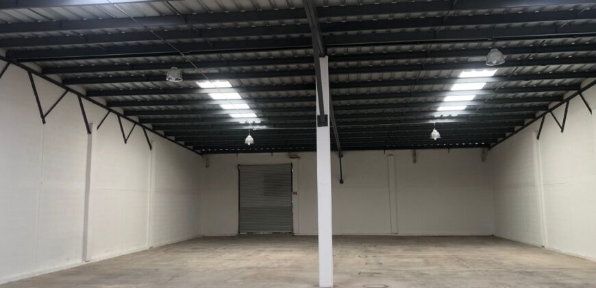 Bodega CRIT 2 de 556 m² – Con oficinas