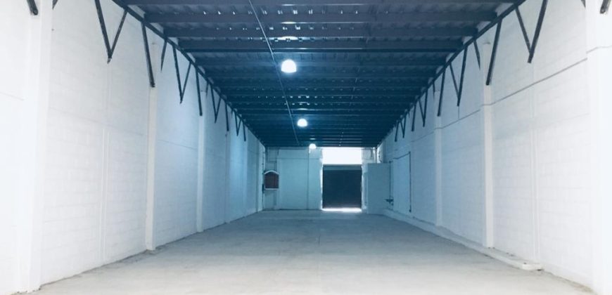 Bodega Poniente 41 de 500 m² – Baño completo
