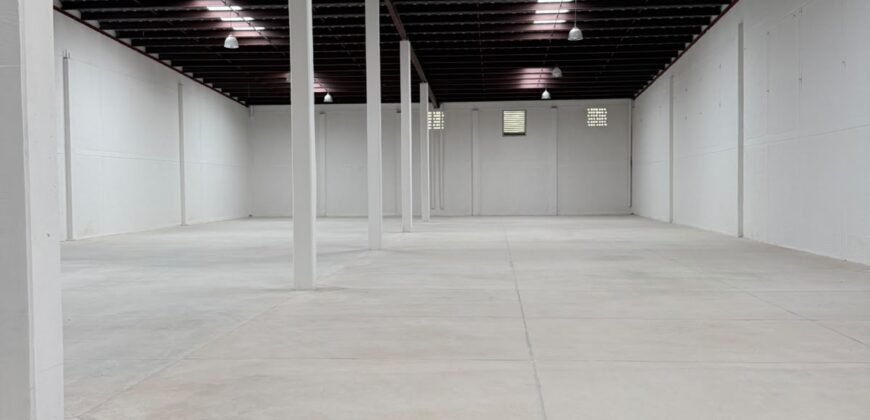 Bodega Poniente 27 de 995 m² – Con comedor