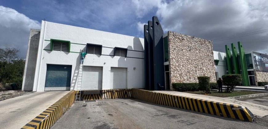 Bodega Poniente 1 de 1,293 m² – Sobre periférico