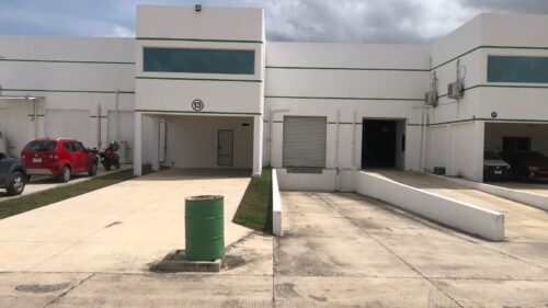 Bodega CRIT 13 de 693 m² – Oficinas amplias