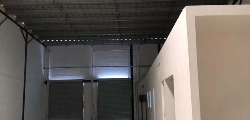 Bodega Panamericana 2 de 796 m² – Con oficinas