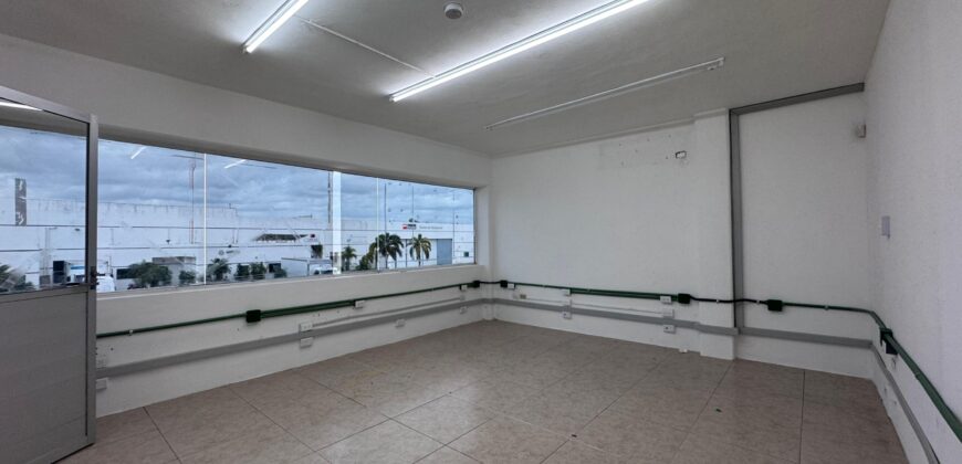Bodega CRIT 20 de 620 m² – Con oficinas