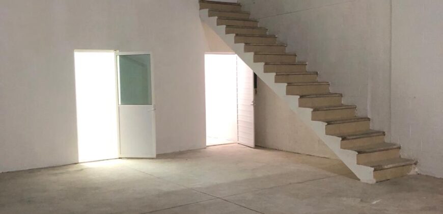 Bodega CRIT 15 de 550 m² – Con oficinas